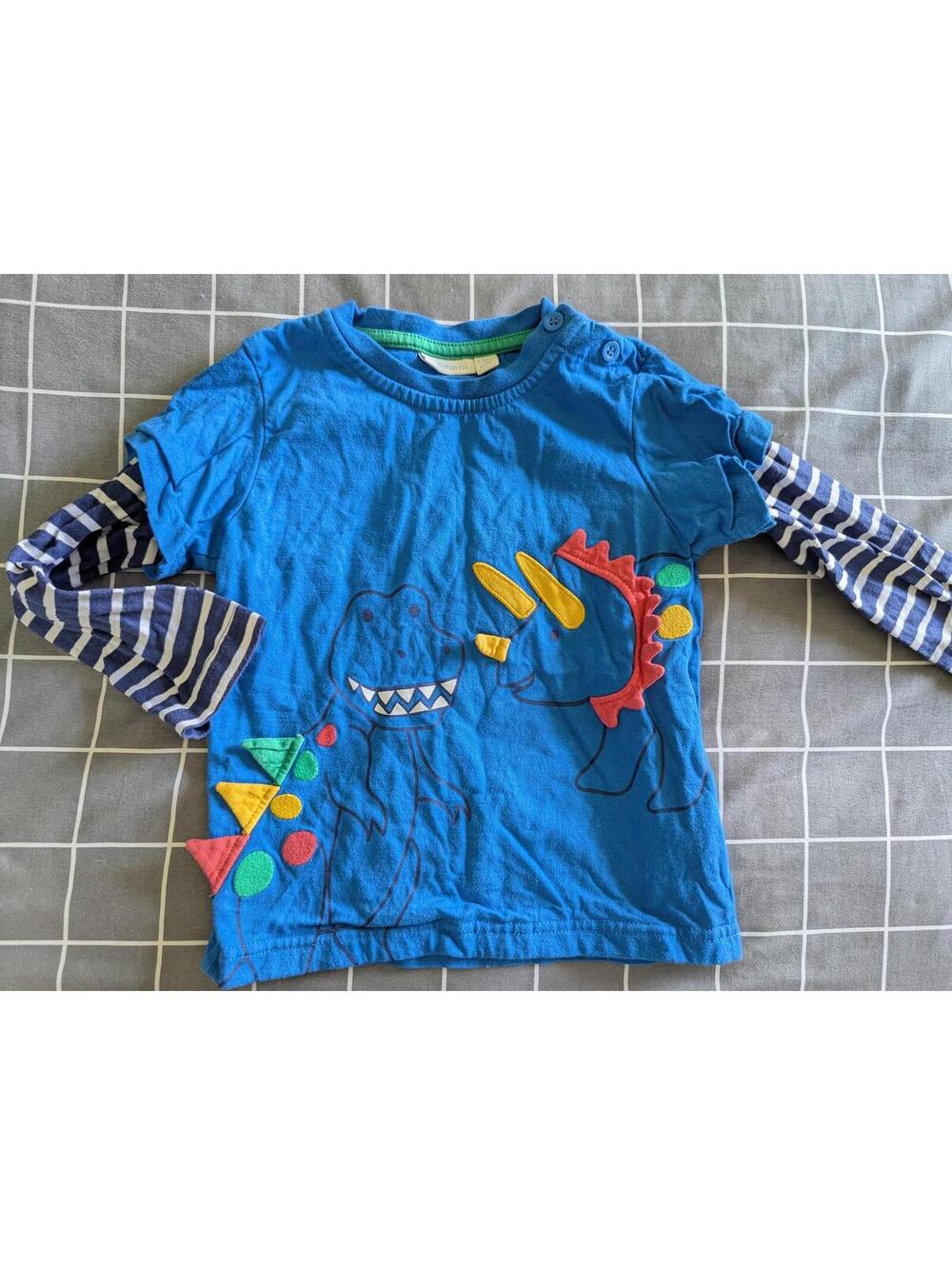 JoJo dinosaur top